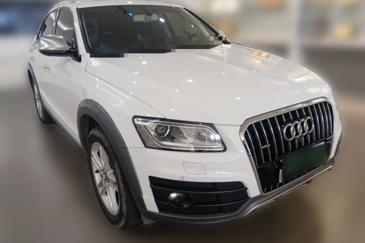 Used Audi Q5 2018 Collector's Edition 40 TFSI Technology Model Exterior 2