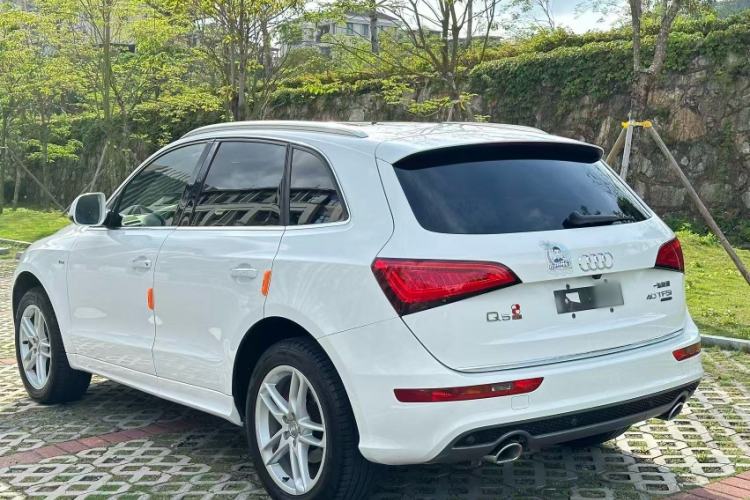 Used Audi Q5 2018 Collector's Edition 40 TFSI Technology Model Exterior 3