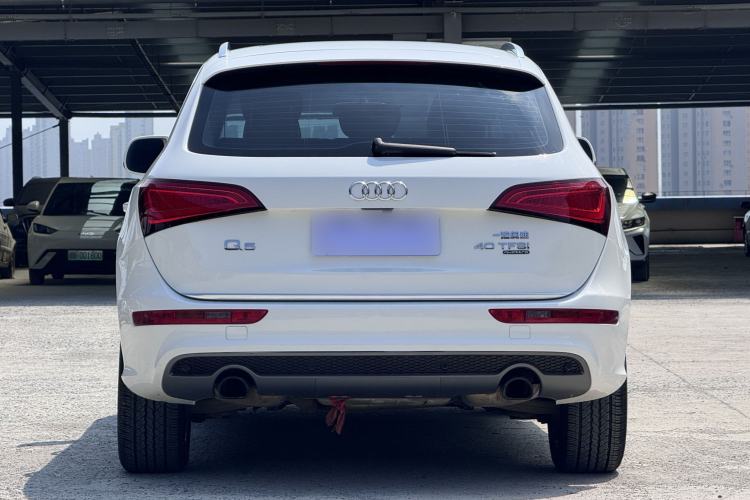 Used Audi Q5 2018 Collector's Edition 40 TFSI Ambition Model Exterior 4