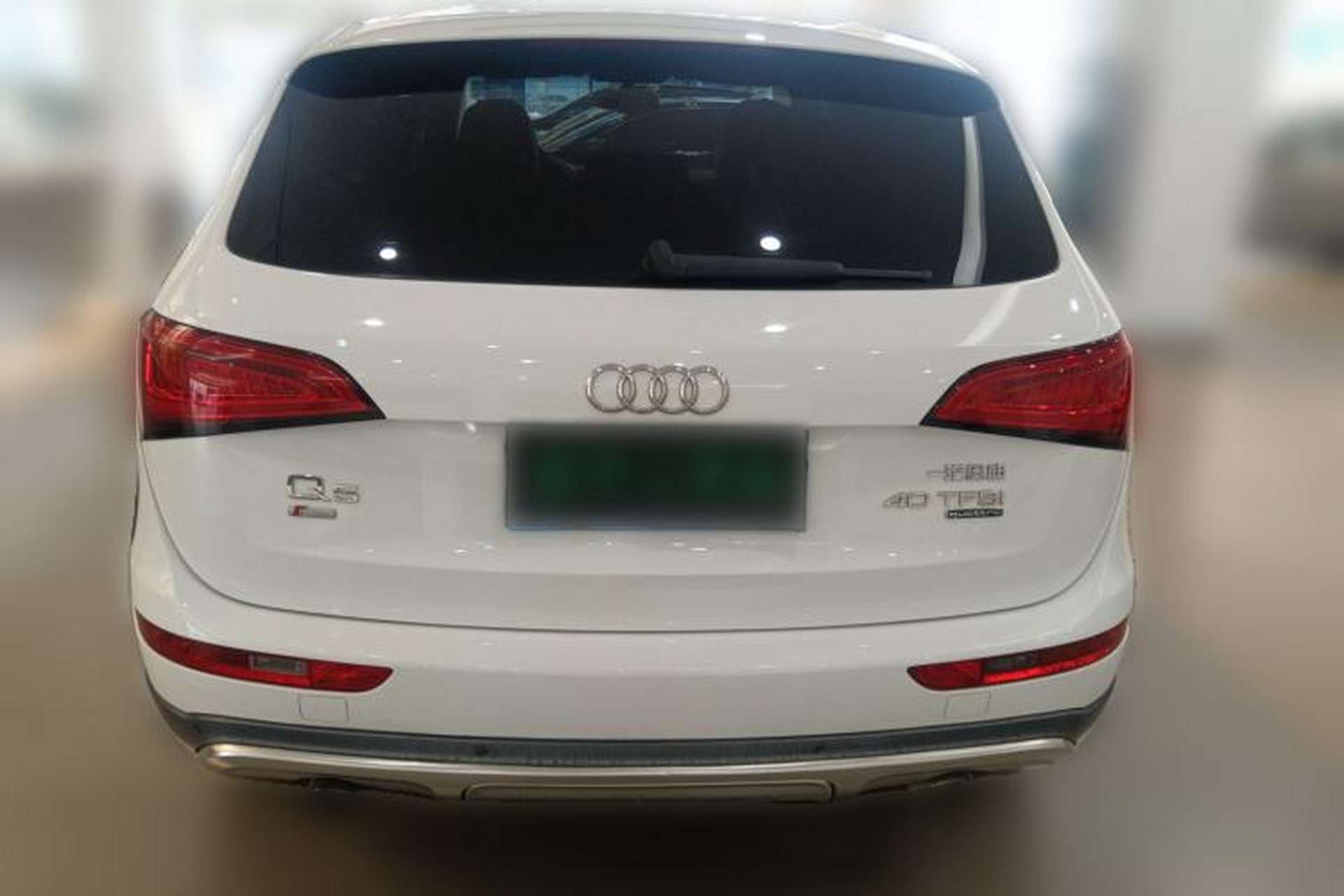 Used Audi Q5 2018 Collector's Edition 40 TFSI Technology Model Exterior 4