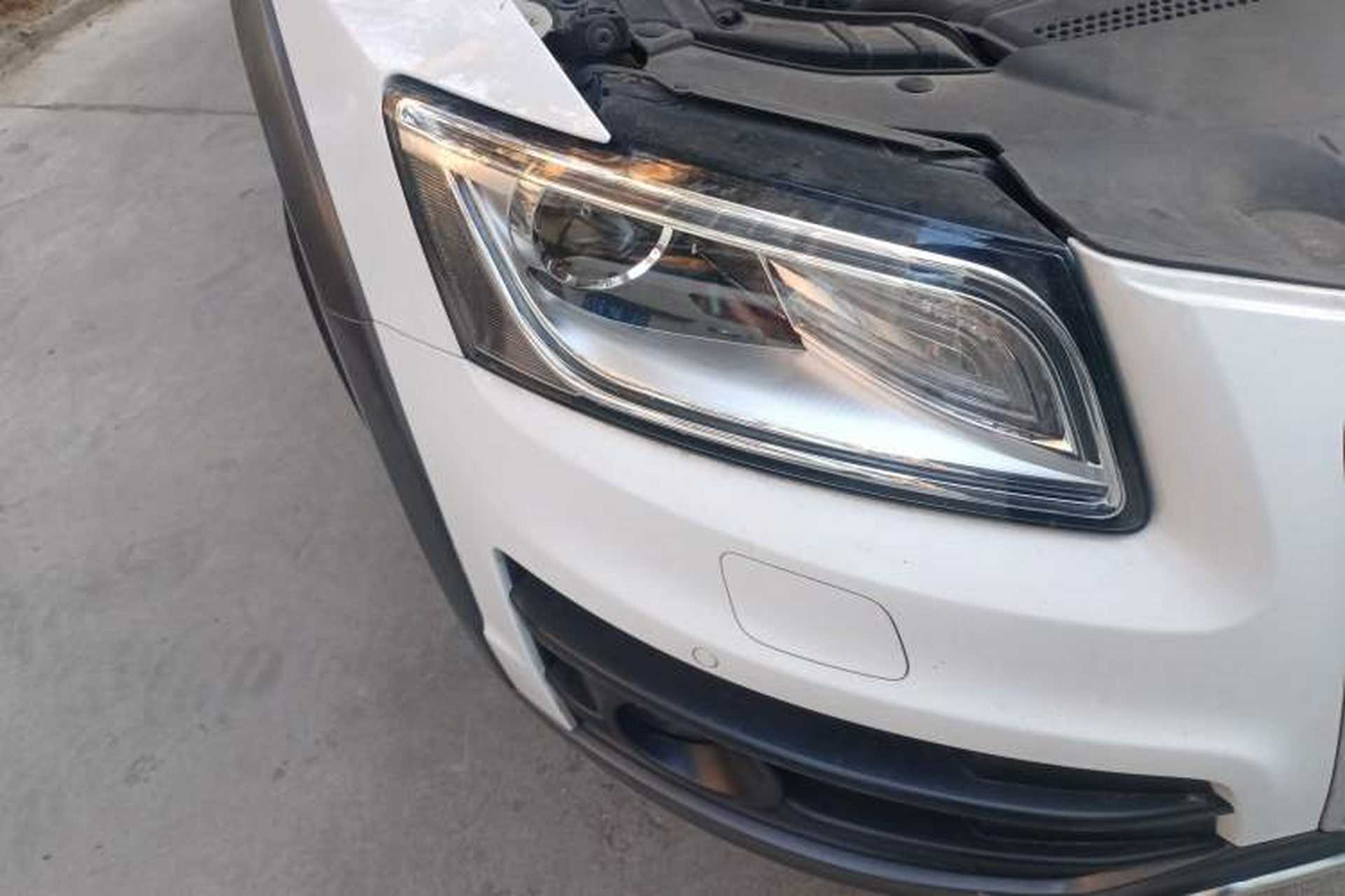Used Audi Q5 2018 Collector's Edition 40 TFSI Technology Model Exterior 6