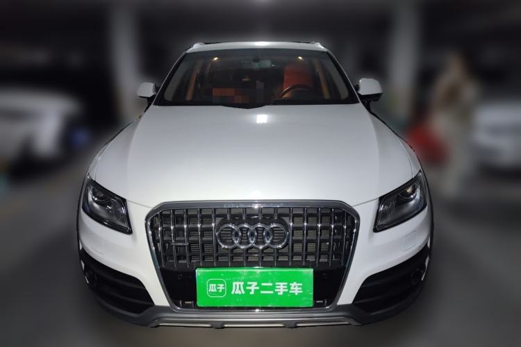 Used Audi Q5 2018 Collector's Edition 40 TFSI Technology Model Front