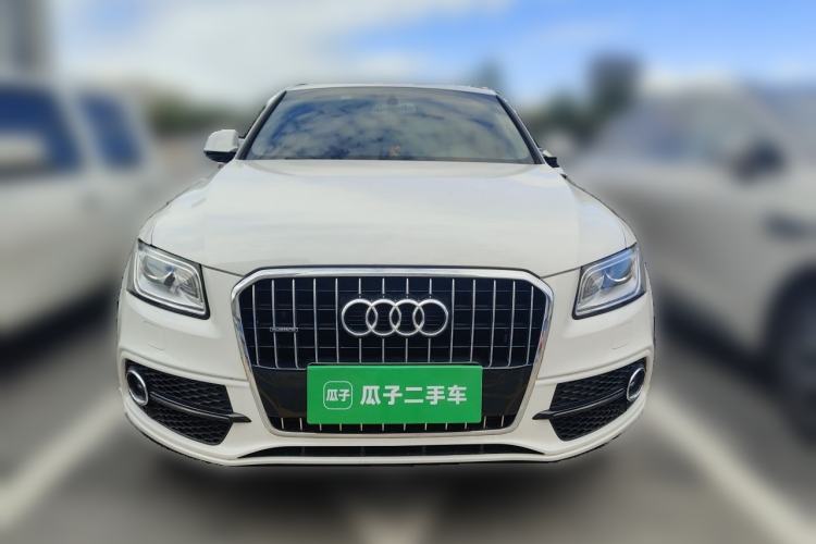 Used Audi Q5 2018 Collector's Edition 40 TFSI Ambition Model Front