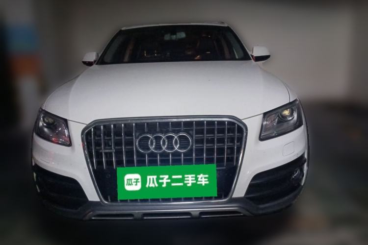 Used Audi Q5 2018 Collector's Edition 40 TFSI Technology Model Front
