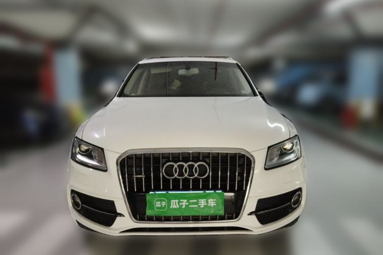 Used Audi Q5 2018 Collector's Edition 40 TFSI Ambition Model Front
