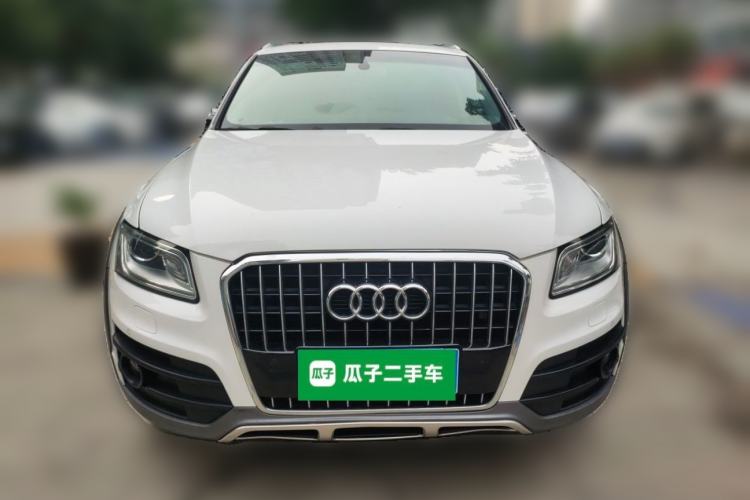 Used Audi Q5 2018 Collector's Edition 40 TFSI Technology Model Front
