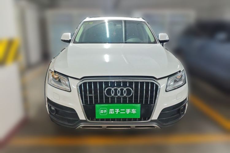 Used Audi Q5 2018 Collector's Edition 40 TFSI Technology Model Front