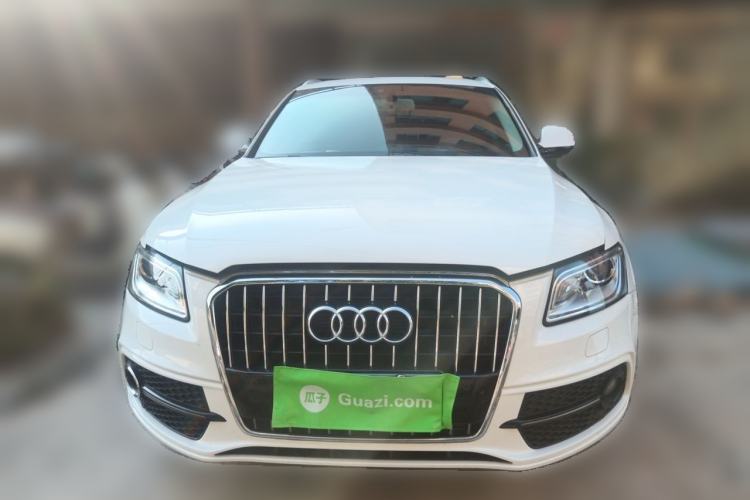 Used Audi Q5 2018 Collector's Edition 40 TFSI Technology Model Front