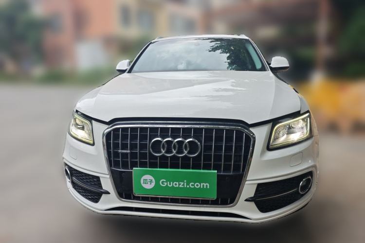 Used Audi Q5 2018 Collector's Edition 40 TFSI Technology Model Front