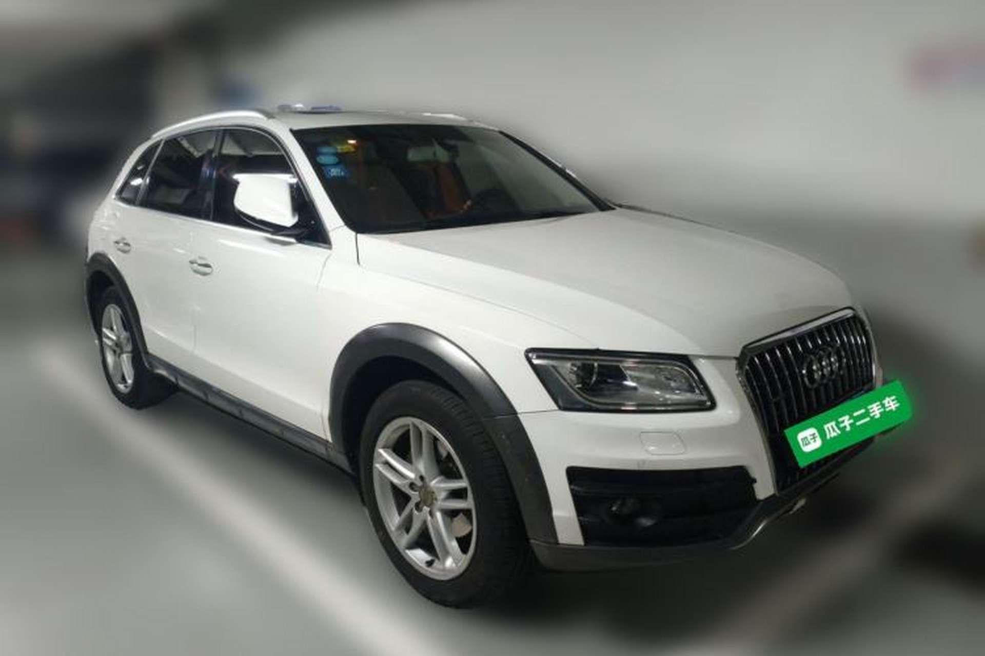 Used Audi Q5 2018 Collector's Edition 40 TFSI Technology Model Front Right 45 Deg