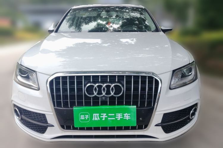 Used Audi Q5 2018 Collector's Edition 40 TFSI Ambition Model Front