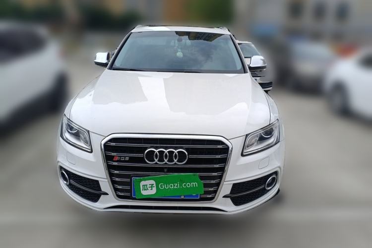 Used Audi Q5 2018 Collector's Edition 40 TFSI Ambition Model Front