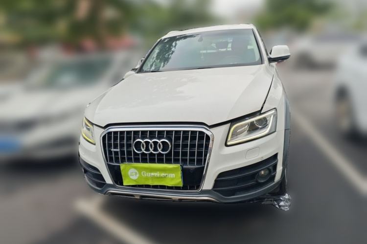 Used Audi Q5 2018 Collector's Edition 40 TFSI Technology Model Front