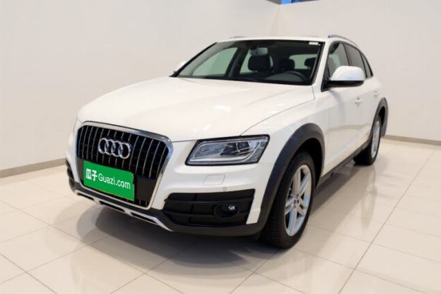 Used Audi Q5 2018 Collector's Edition 40 TFSI Technology Model