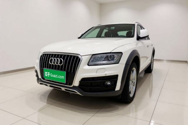 Used Audi Q5 2018 Collector's Edition 40 TFSI Technology Model