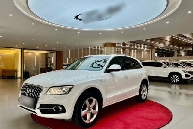Used Audi Q5 2018 Collector's Edition 40 TFSI Ambition Model