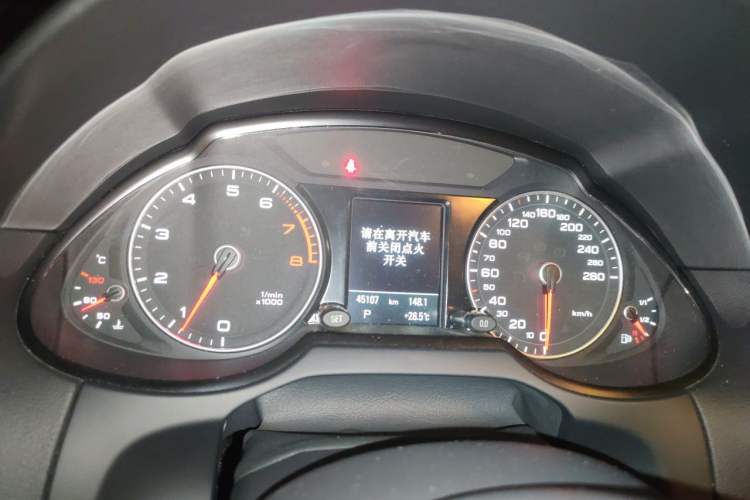 Used Audi Q5 2018 Collector's Edition 40 TFSI Technology Model Instrument Cluster