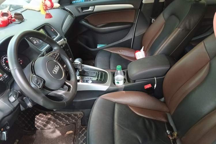 Used Audi Q5 2018 Collector's Edition 40 TFSI Technology Model Left Front Seat