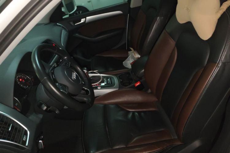 Used Audi Q5 2018 Collector's Edition 40 TFSI Technology Model Left Front Seat