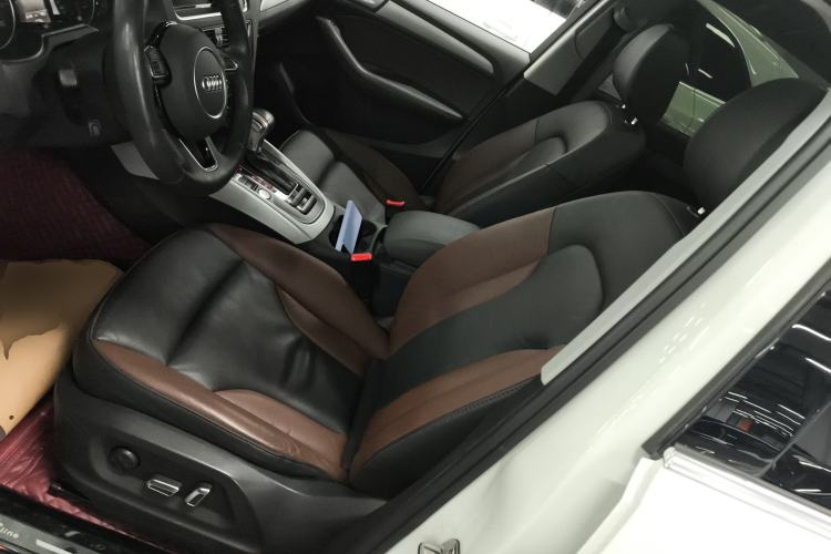 Used Audi Q5 2018 Collector's Edition 40 TFSI Technology Model Left Front Seat
