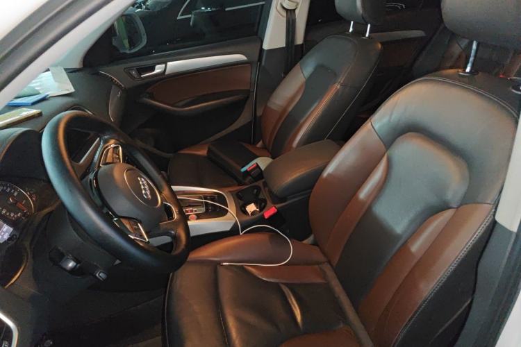 Used Audi Q5 2018 Collector's Edition 40 TFSI Technology Model Left Front Seat