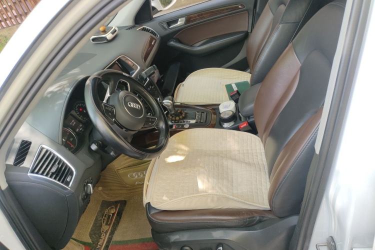 Used Audi Q5 2018 Collector's Edition 40 TFSI Technology Model Left Front Seat