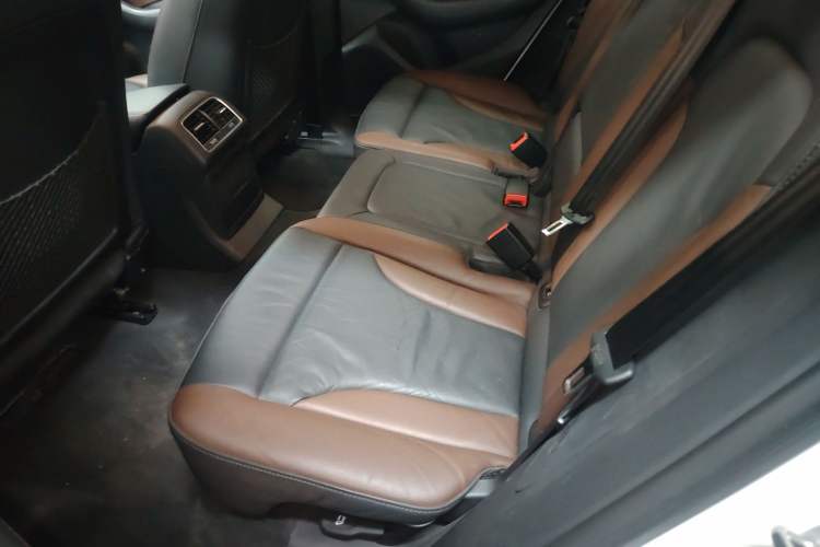 Used Audi Q5 2018 Collector's Edition 40 TFSI Technology Model Left Rear Seat