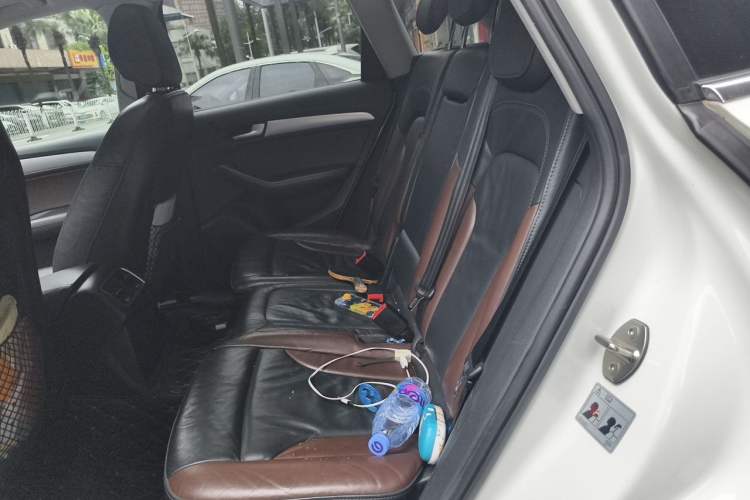 Used Audi Q5 2018 Collector's Edition 40 TFSI Technology Model Left Rear Seat