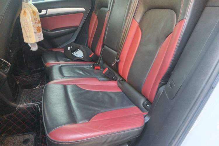 Used Audi Q5 2018 Collector's Edition 40 TFSI Technology Model Left Rear Seat