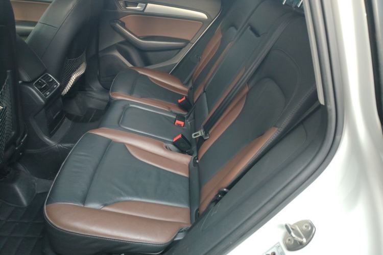 Used Audi Q5 2018 Collector's Edition 40 TFSI Technology Model Left Rear Seat