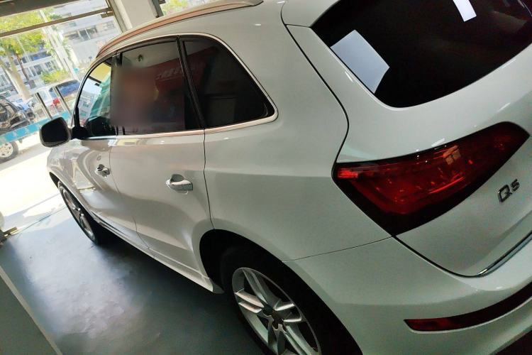 Used Audi Q5 2018 Collector's Edition 40 TFSI Technology Model Left Side