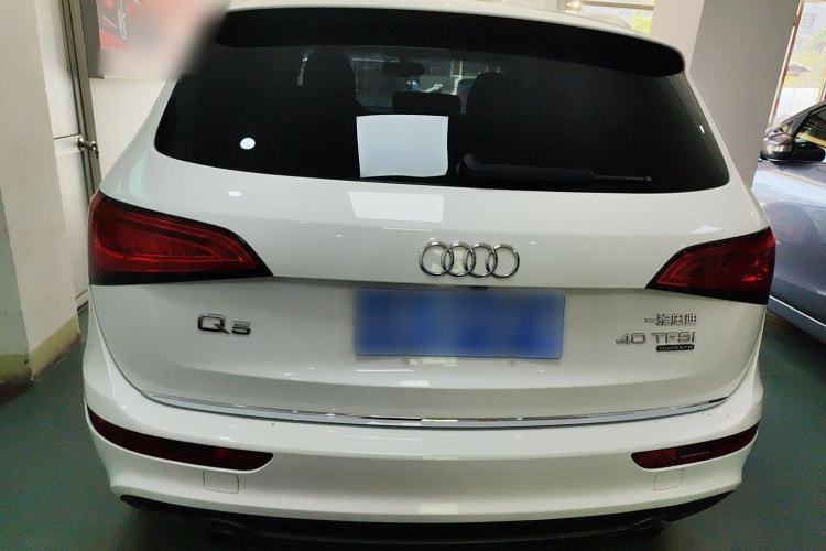Used Audi Q5 2018 Collector's Edition 40 TFSI Technology Model Rear