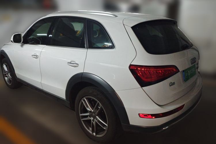 Used Audi Q5 2018 Collector's Edition 40 TFSI Technology Model Rear Left 45 Deg