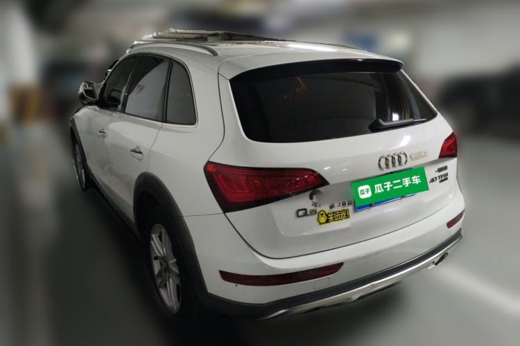 Used Audi Q5 2018 Collector's Edition 40 TFSI Technology Model Rear Left 45 Deg