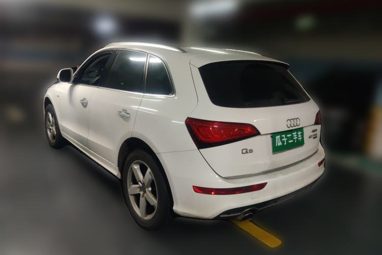 Used Audi Q5 2018 Collector's Edition 40 TFSI Technology Model Rear Left 45 Deg