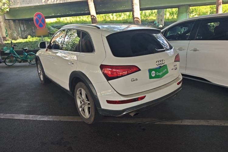 Used Audi Q5 2018 Collector's Edition 40 TFSI Technology Model Rear Left 45 Deg