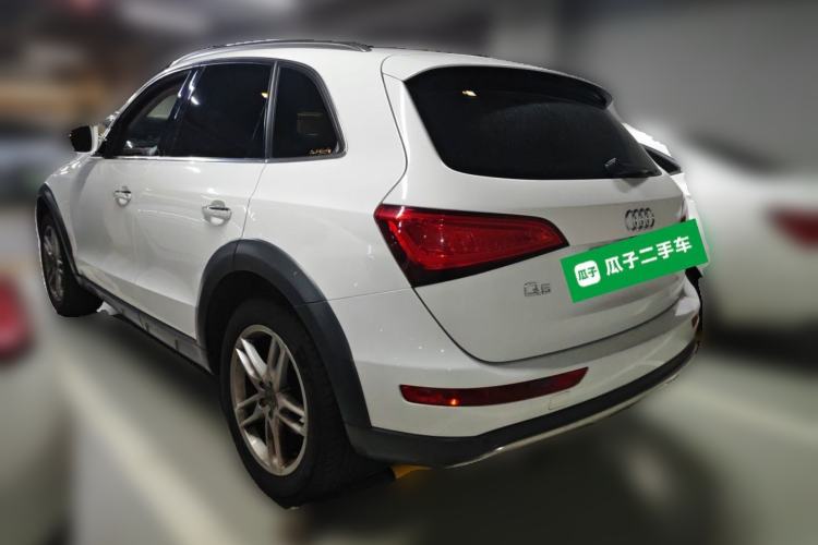 Used Audi Q5 2018 Collector's Edition 40 TFSI Technology Model Rear Left 45 Deg