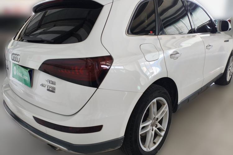 Used Audi Q5 2018 Collector's Edition 40 TFSI Technology Model Rear Right 45 Deg