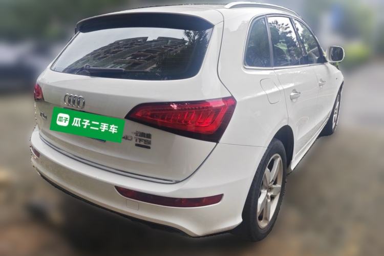 Used Audi Q5 2018 Collector's Edition 40 TFSI Ambition Model Rear Right 45 Deg