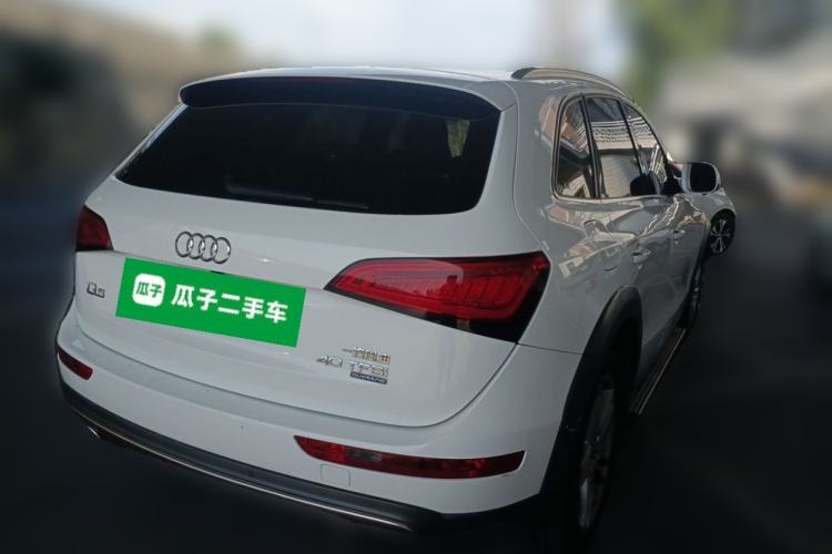 Used Audi Q5 2018 Collector's Edition 40 TFSI Technology Model Rear Right 45 Deg