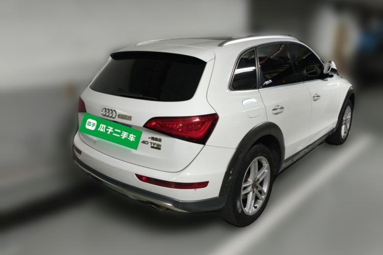Used Audi Q5 2018 Collector's Edition 40 TFSI Technology Model Rear Right 45 Deg