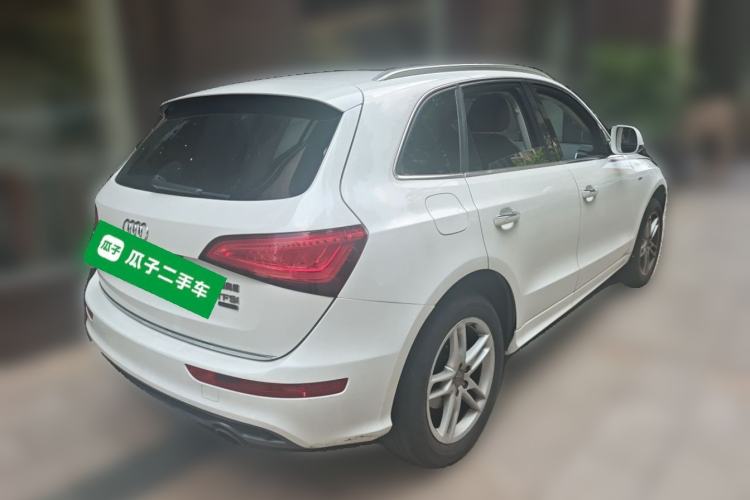 Used Audi Q5 2018 Collector's Edition 40 TFSI Technology Model Rear Right 45 Deg