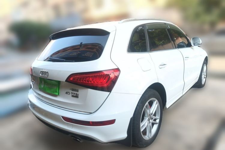 Used Audi Q5 2018 Collector's Edition 40 TFSI Technology Model Rear Right 45 Deg