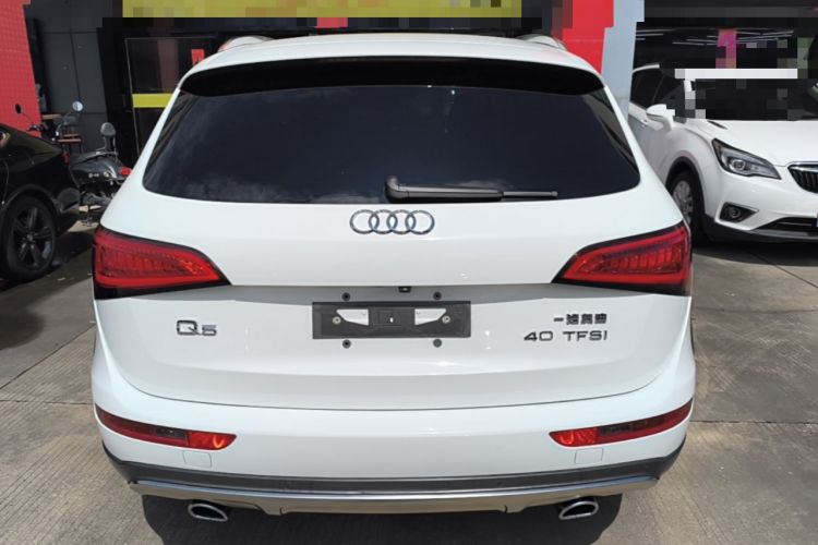 Used Audi Q5 2018 Collector's Edition 40 TFSI Technology Model Rear