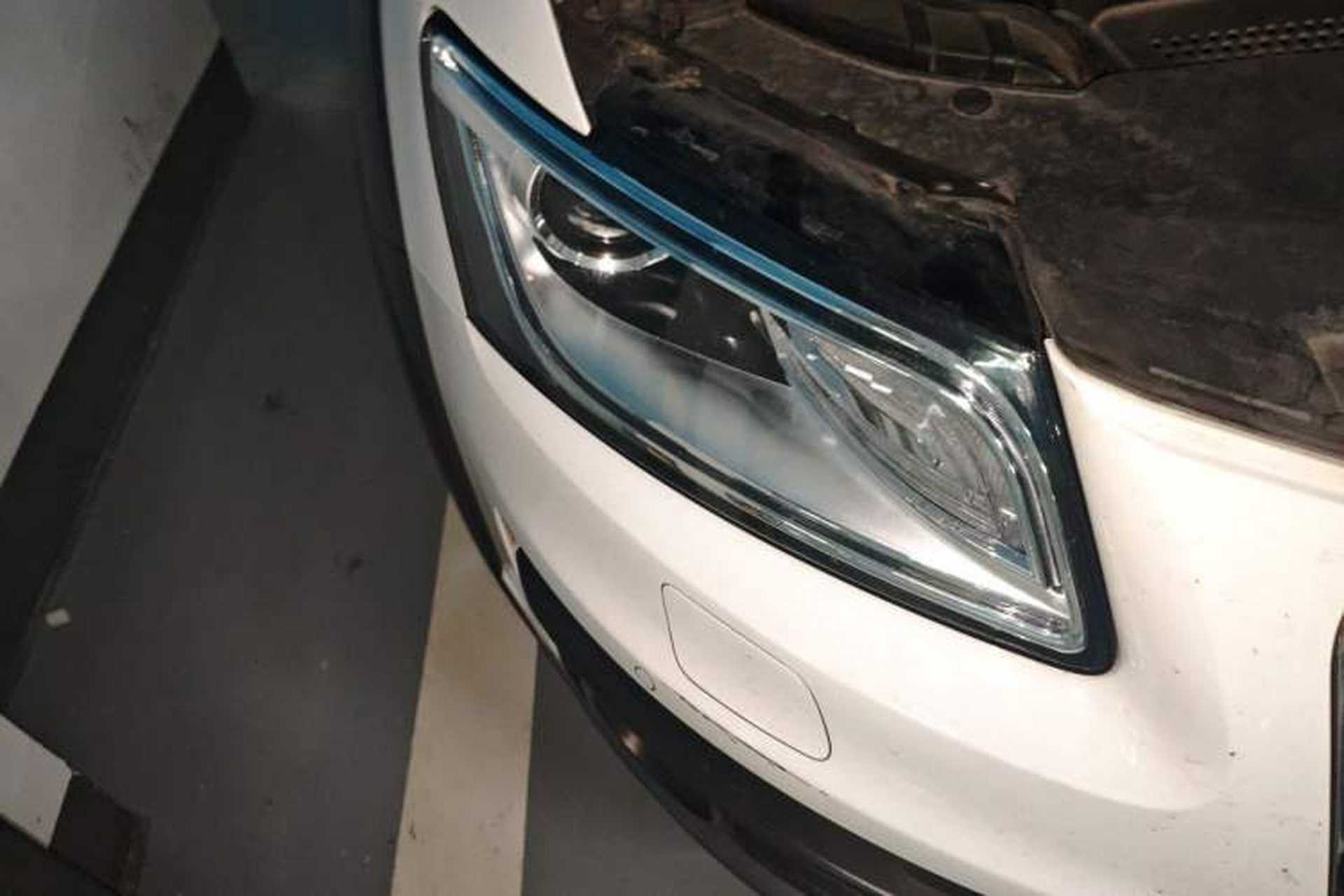 Used Audi Q5 2018 Collector's Edition 40 TFSI Technology Model Right Front Headlight
