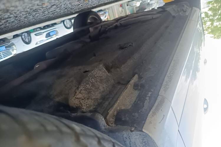 Used Audi Q5 2018 Collector's Edition 40 TFSI Ambition Model Right Side Sill