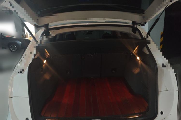 Used Audi Q5 2018 Collector's Edition 40 TFSI Technology Model Trunk
