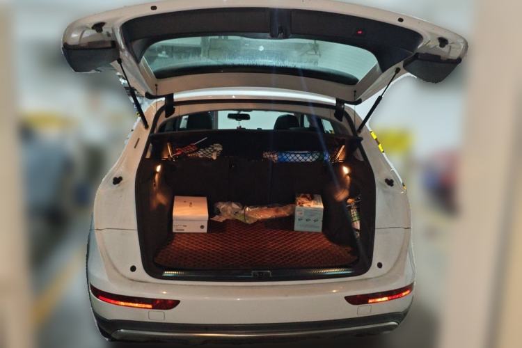 Used Audi Q5 2018 Collector's Edition 40 TFSI Technology Model Trunk