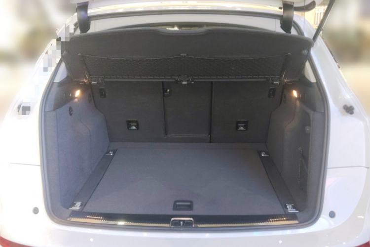 Used Audi Q5 2018 Collector's Edition 40 TFSI Technology Model Trunk