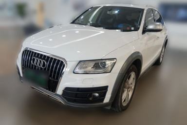 Used Audi Q5 2018 Collector's Edition 40 TFSI Technology Model